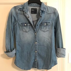 American Eagle denim western button up